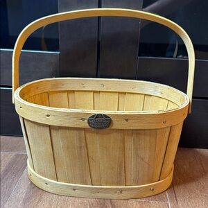 PETERBORO Vintage Rustic Wooden Basket with Handle